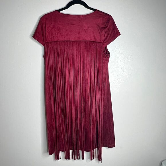 Kensie | NWT Wine Colored Fringe Dress Size Medium - Picture 3 of 3